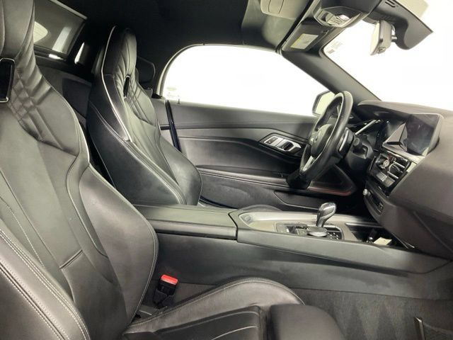 Used 2019 BMW Z4 sDrive30i w/ Executive Package RWD image 18