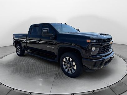 Used 2025 Chevrolet Silverado 2500 Custom w/ Custom Value Package