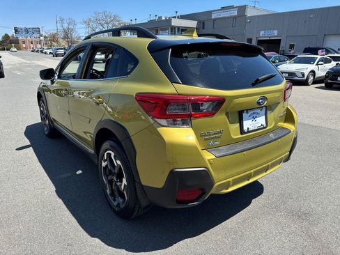 Used 2023 Subaru Crosstrek 2.5i Limited w/ Moonroof Package AWD/4WD image 6