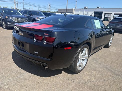 Used 2010 Chevrolet Camaro SS w/ RS Package RWD image 5