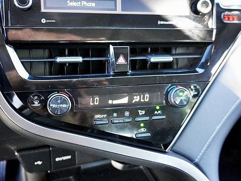 Used 2023 Toyota Camry XSE image 25