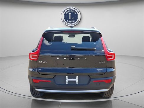 New 2025 Volvo XC40 B5 Ultra w/ Climate Package image 6