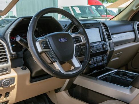 Used 2019 Ford F250 Lariat w/ Lariat Ultimate Package AWD/4WD image 10
