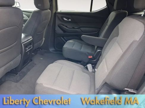 Used 2023 Chevrolet Traverse LT AWD/4WD image 12