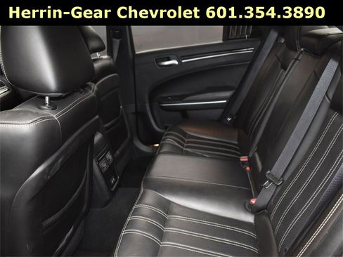 Used 2021 Chrysler 300 S image 16