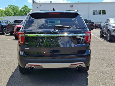 Used 2016 Ford Explorer XLT AWD/4WD image 5