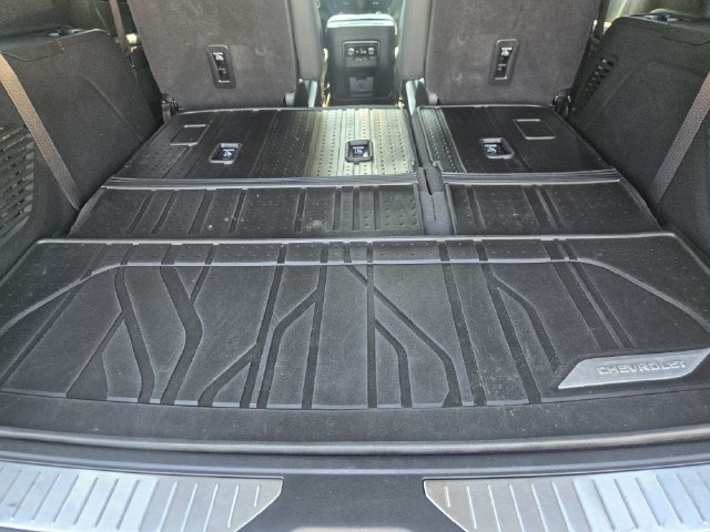 Certified 2025 Chevrolet Tahoe High Country AWD/4WD image 23