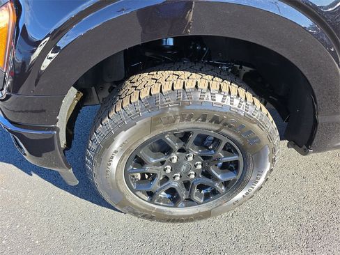 Used 2025 Ford F150 STX image 16