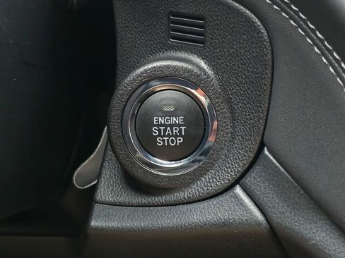 Used 2025 Subaru Outback Limited image 34