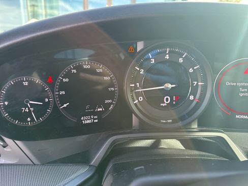 Used 2020 Porsche 911 Carrera 4S image 4