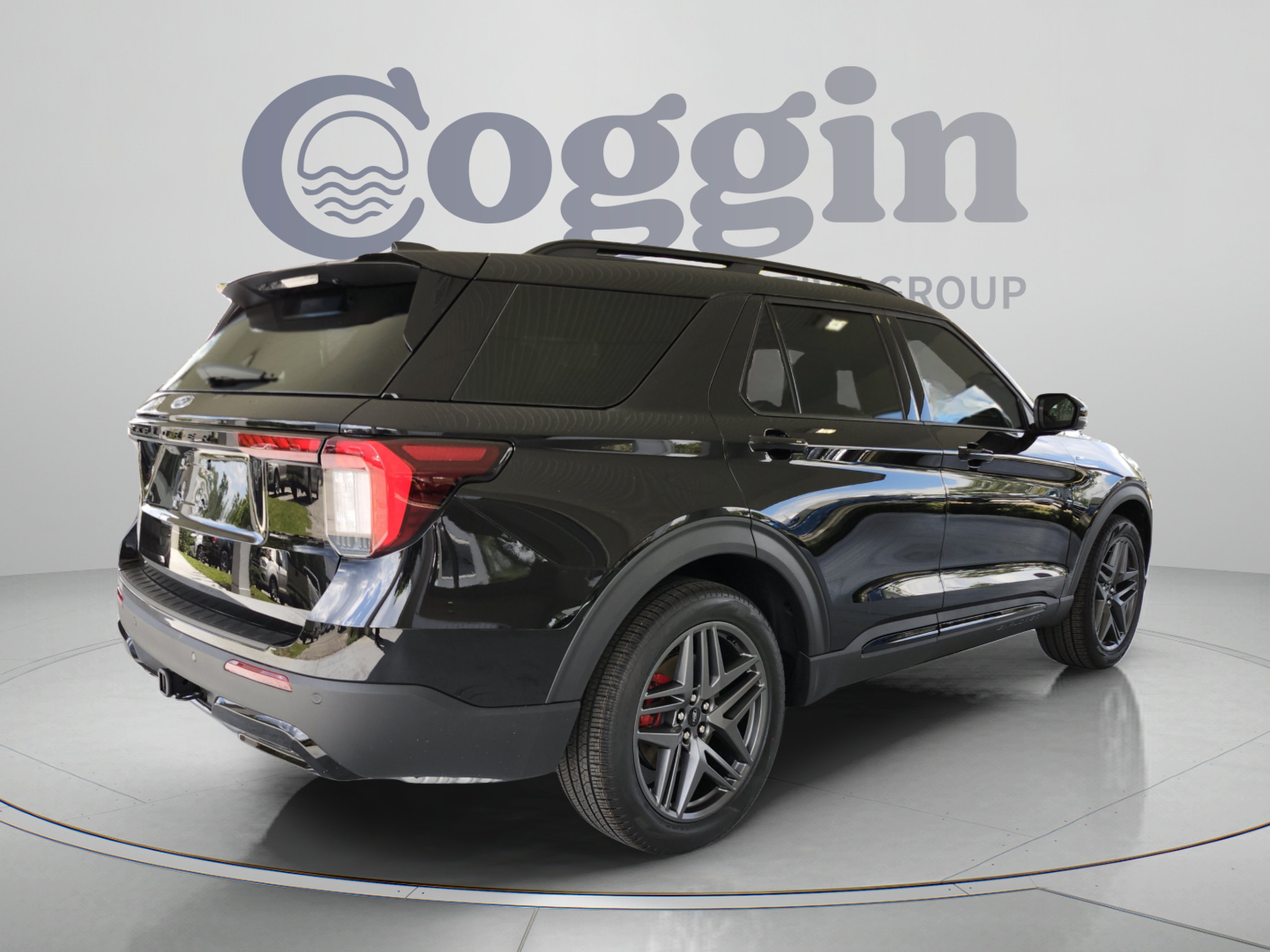 New 2026 Ford Explorer ST-Line w/ ST-Line Street Pack RWD image 5