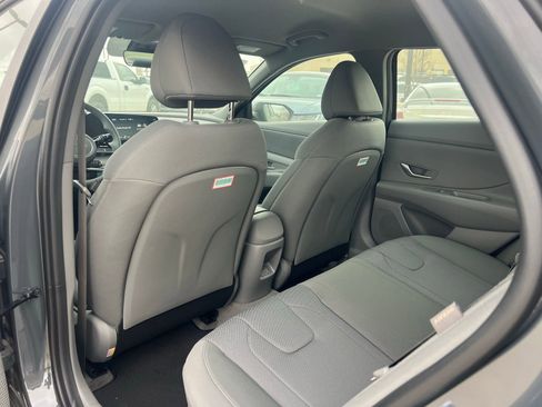 New 2026 Hyundai Elantra SE image 15