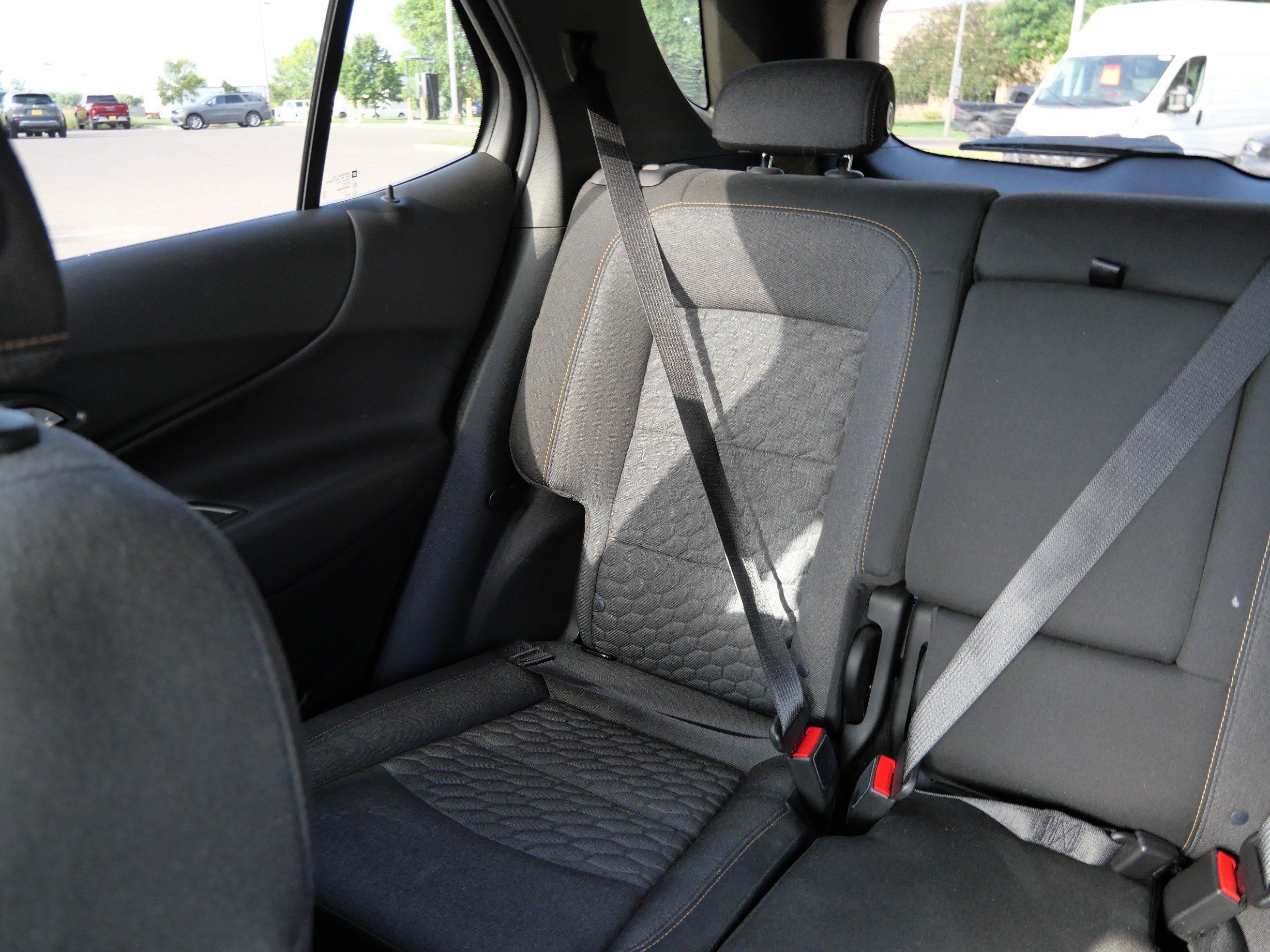 Used 2019 Chevrolet Equinox LT AWD/4WD image 12