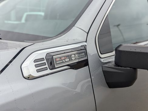 New 2026 GMC Sierra 2500 SLT w/ SLT Convenience Package image 11