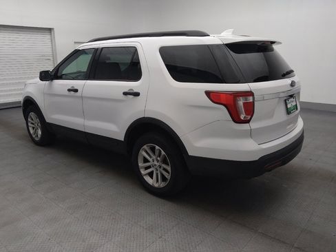 Used 2017 Ford Explorer 4WD image 3