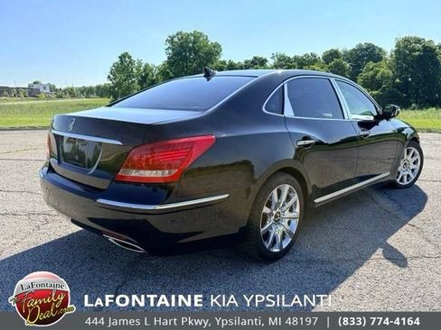 Used 2011 Hyundai Equus Signature RWD image 5
