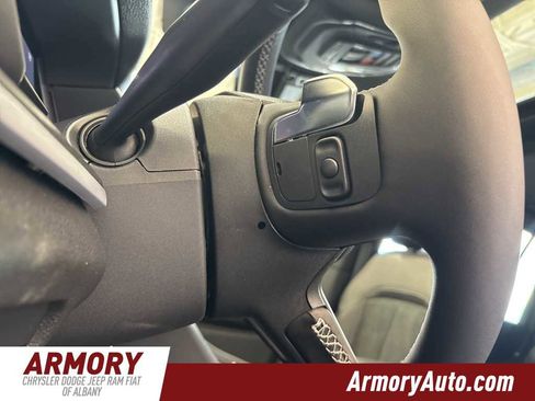 New 2025 Jeep Grand Cherokee L Altitude image 11