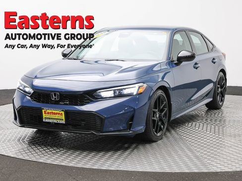 Used 2025 Honda Civic Sport image 1