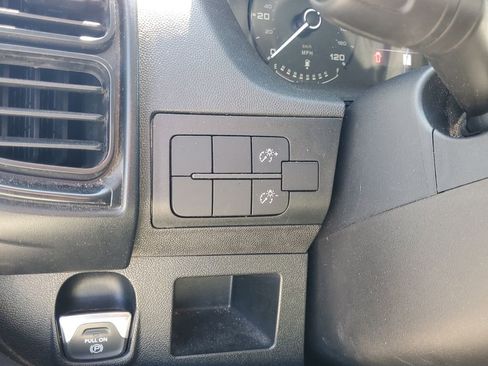 Used 2023 RAM ProMaster 2500 FWD image 22