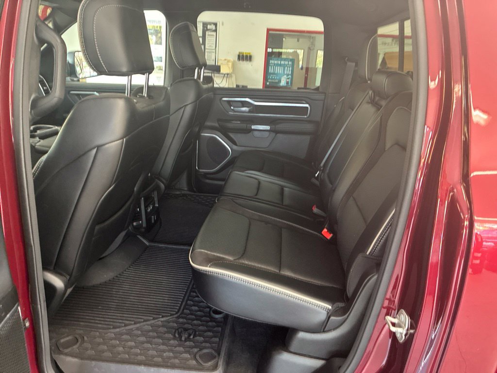 Used 2023 RAM 1500 Laramie AWD/4WD image 16