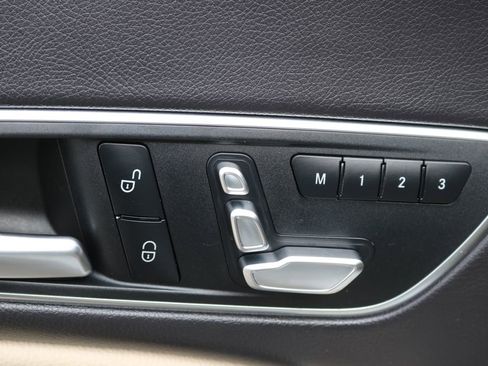 Used 2019 Mercedes-Benz CLA 250 image 11