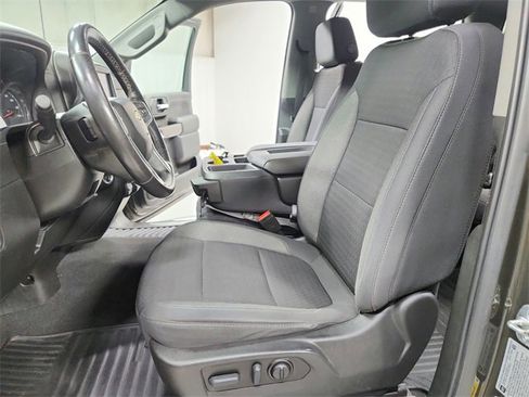 Used 2022 Chevrolet Silverado 3500 LT w/ Convenience Package image 19