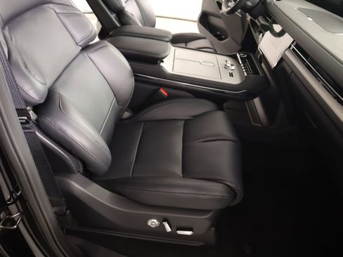 New 2026 Lincoln Navigator Reserve image 14