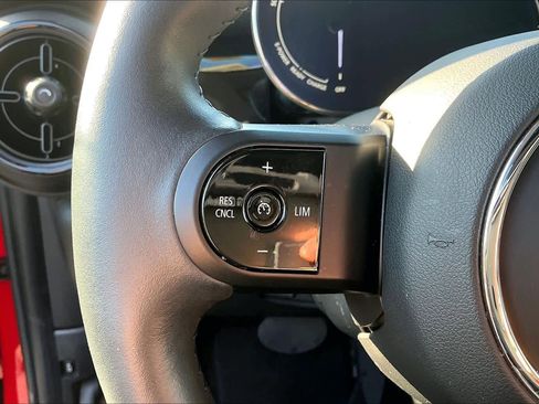 Used 2024 MINI Cooper SE image 19