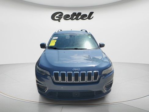 Used 2021 Jeep Cherokee Latitude w/ Mopar Interior Package FWD image 2