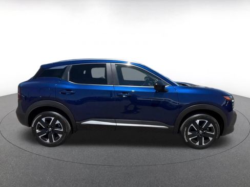Used 2026 Nissan Kicks SV w/ Cold Weather Package AWD/4WD image 13