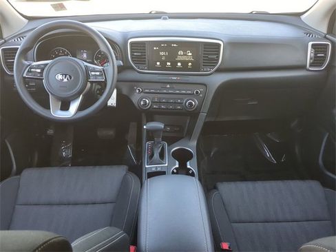 Used 2020 Kia Sportage LX image 15