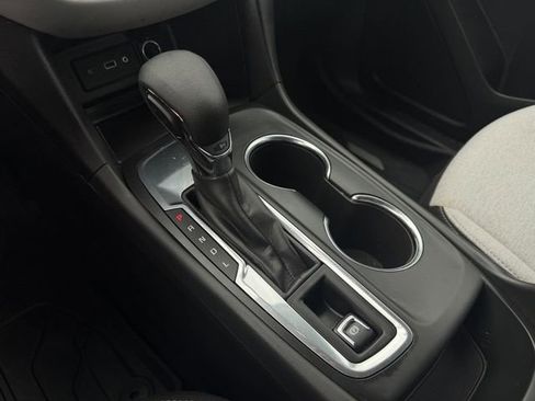 Used 2023 Chevrolet Equinox LS w/ LPO, Floor Liner Package FWD image 17