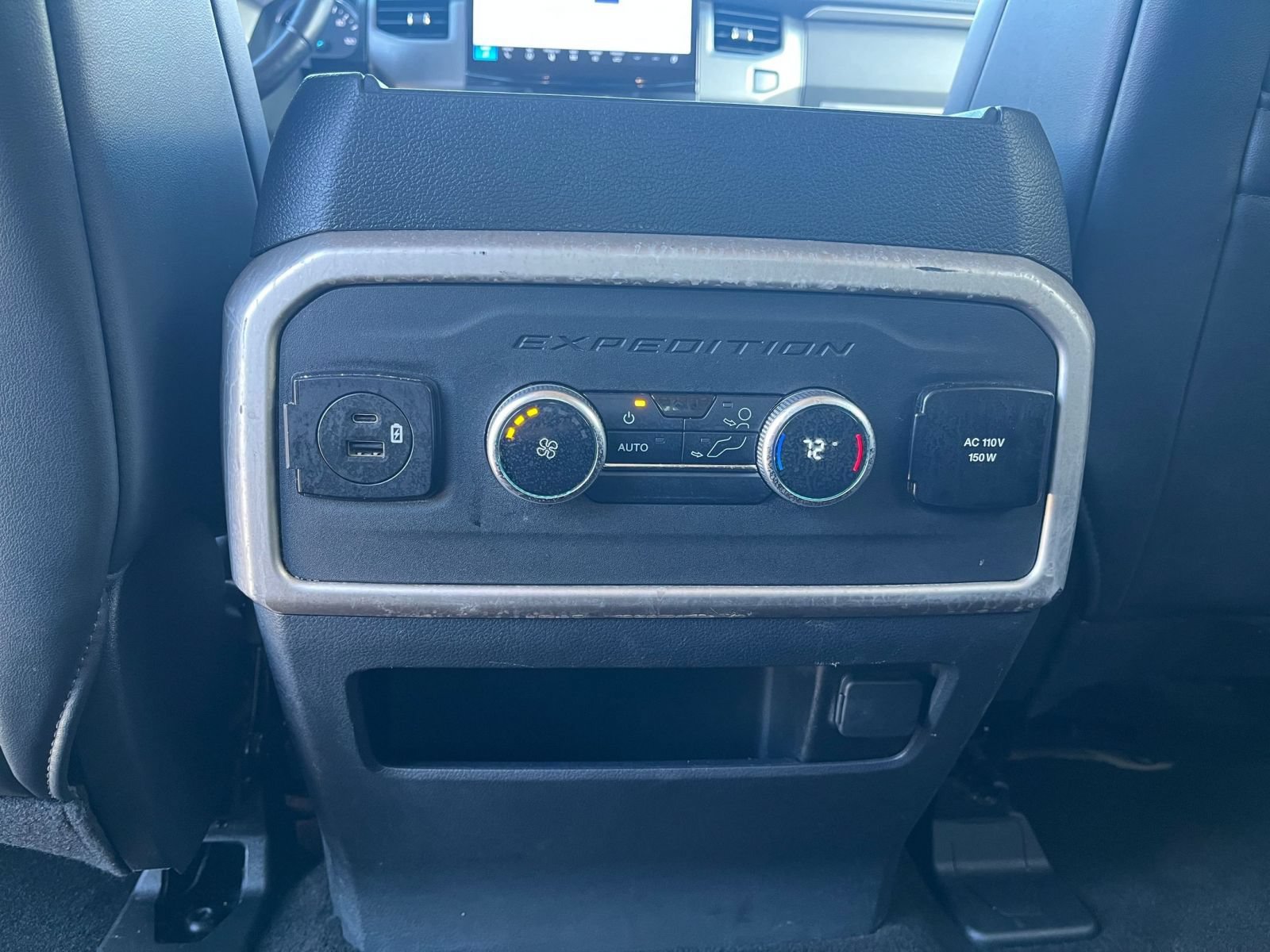Used 2023 Ford Expedition XLT RWD image 25