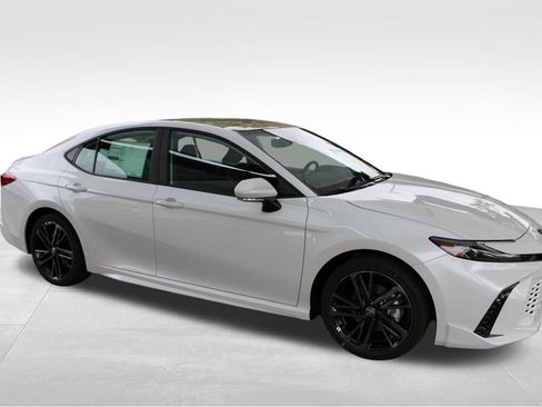 New 2026 Toyota Camry XSE AWD/4WD image 19
