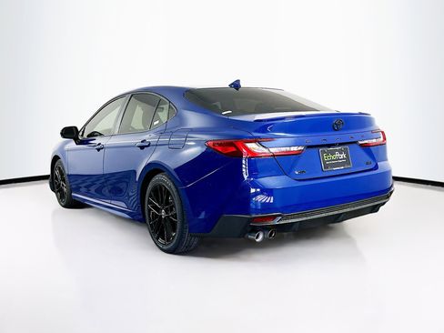 Used 2025 Toyota Camry SE w/ Multimedia Upgrade Package image 5