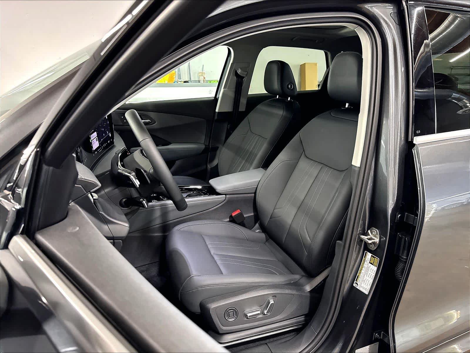 Certified 2026 Audi Q3 quattro 2.0T w/ Driver Assistance Package AWD/4WD image 27