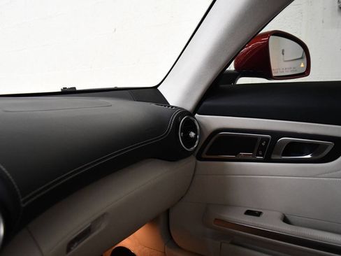 Used 2020 Mercedes-Benz AMG GT C image 15