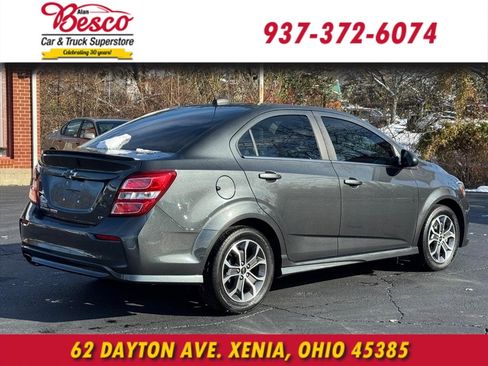 Used 2018 Chevrolet Sonic LT w/ Convenience Package image 4