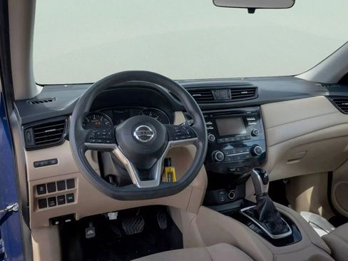 Used 2017 Nissan Rogue S image 34