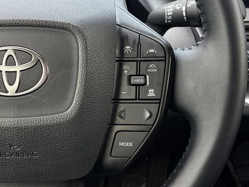 Used 2026 Toyota Prius LE FWD image 24