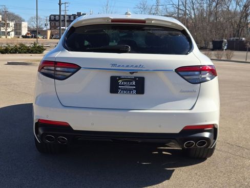 Used 2023 Maserati Levante Modena AWD/4WD image 15