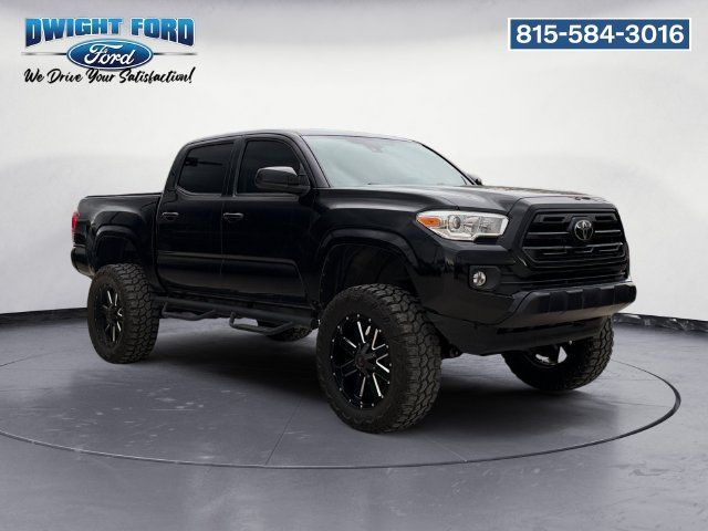 Used 2018 Toyota Tacoma SR AWD/4WD image 7