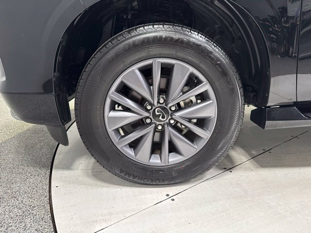 Used 2025 INFINITI QX80 Pure AWD/4WD image 10