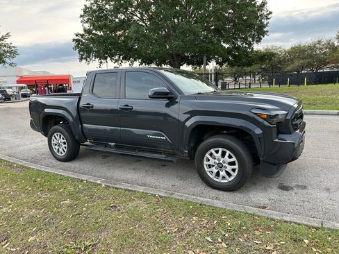 Certified 2024 Toyota Tacoma SR5 image 7