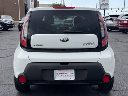 Used 2015 Kia Soul FWD image 6