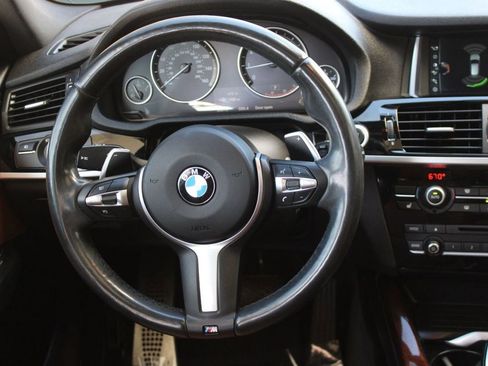 Used 2017 BMW X3 xDrive28i image 16