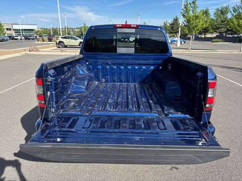 Used 2023 Nissan Frontier PRO-4X w/ Tow Package AWD/4WD image 17