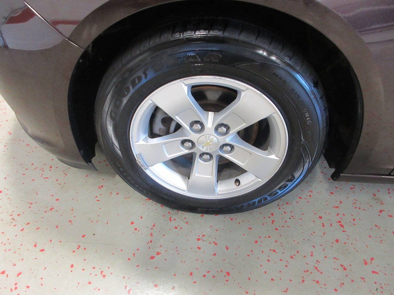 Used 2015 Chevrolet Malibu LT FWD image 22