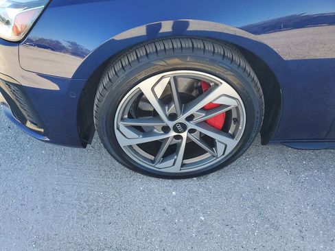 Used 2022 Audi A4 2.0T Prestige w/ Prestige Package image 18