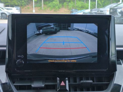 Used 2024 Toyota Corolla LE FWD image 24